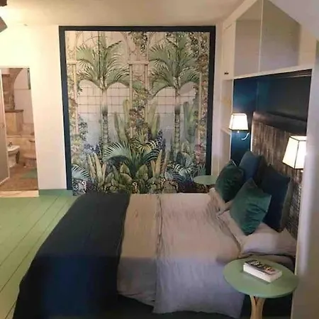 Daire Farnese Muse Roma